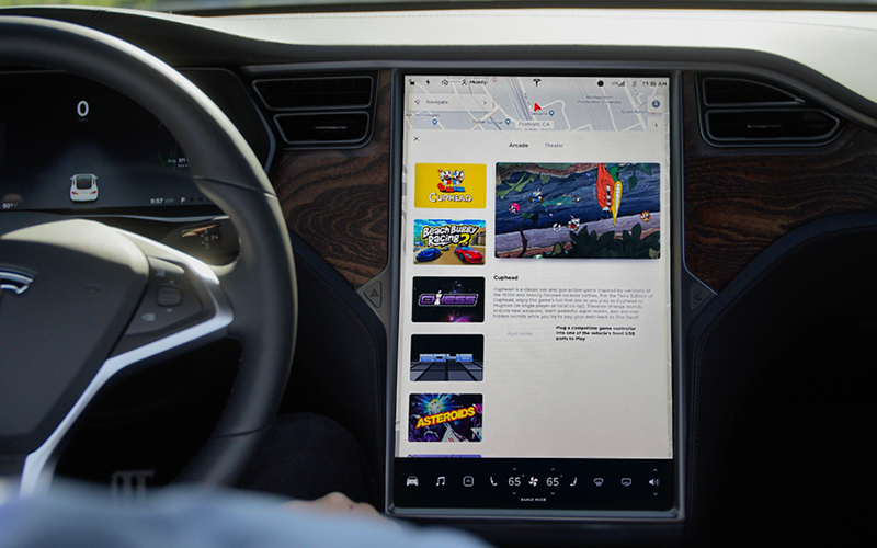 Tesla Display - tesla.com