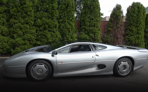 1990 Jaguar XJ220 Hero - Doug DeMuro on youtube.com