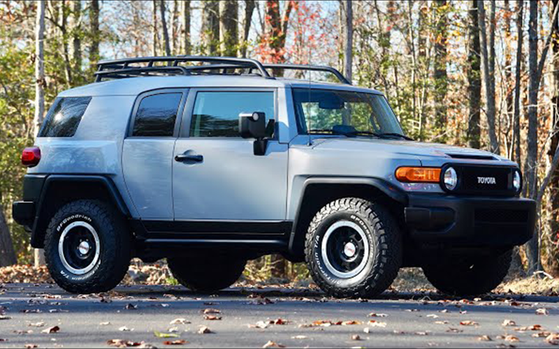 2013 Toyota FJ Cruiser Trail Teams Edition - DavisAutoSports on youtube.com