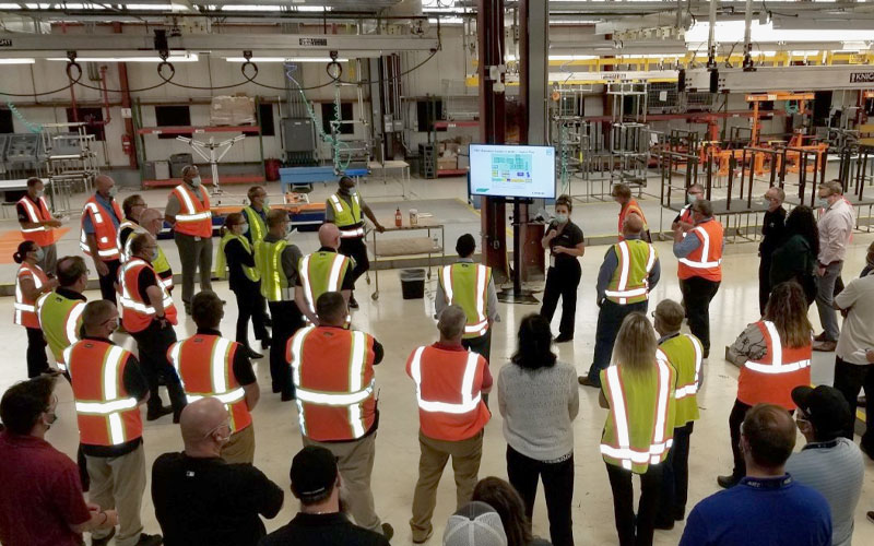 GM Leaders and Employees - gm.com