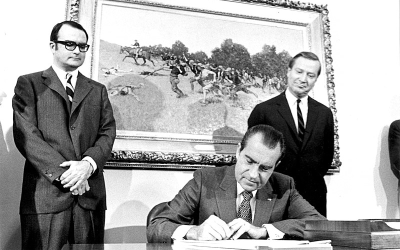 View of President Richard Nixon signing the Clean Air Act of 1970 at the White House View of President Richard Nixon signing the Clean Air Act of 1970 at the White House