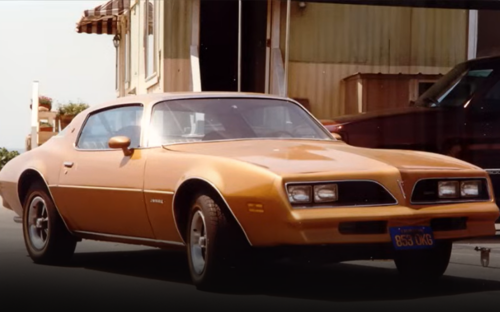 1975 Pontiac Firebird Esprit Hero - Richard Korpel on youtube.com