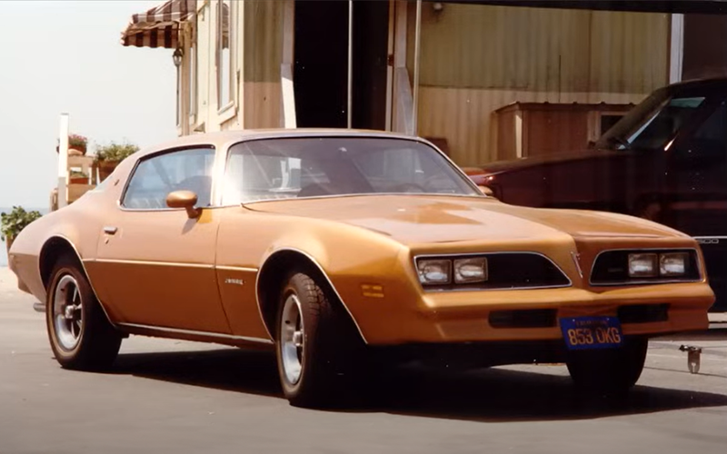 1975 Pontiac Firebird Esprit - Richard Korpel on youtube.com 1975 Pontiac Firebird Esprit - Richard Korpel on youtube.com