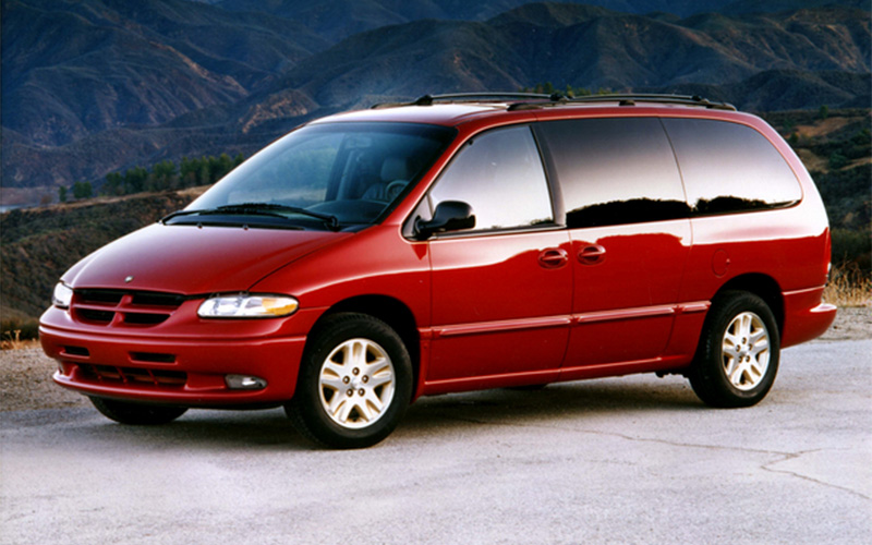 1996 Dodge Caravan - media.stellantisnorthamerica.com