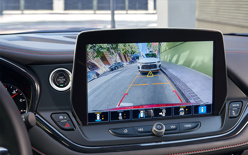 2025 Chevrolet Blazer Tech - chevrolet.com