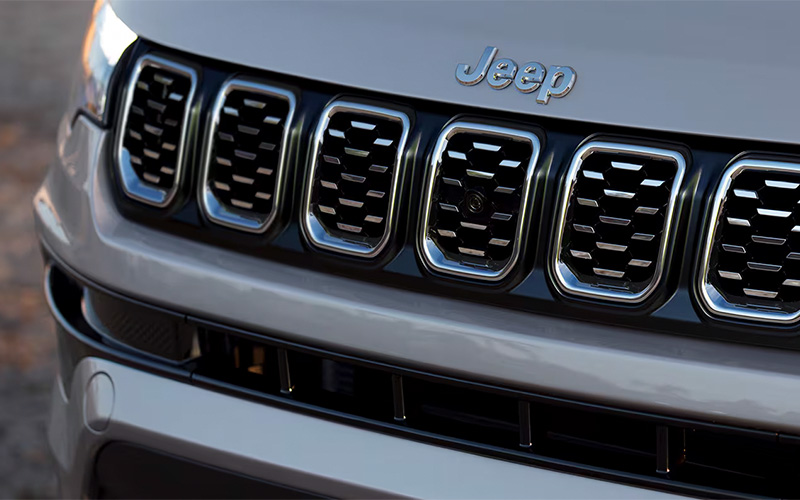 2025 Jeep Compass Grille Close Up - jeep.com