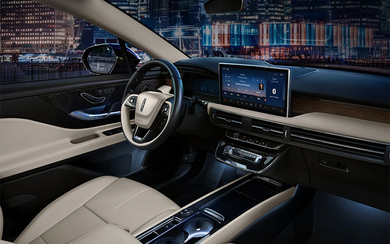 2025 Lincoln Corsair Dash - lincoln.com