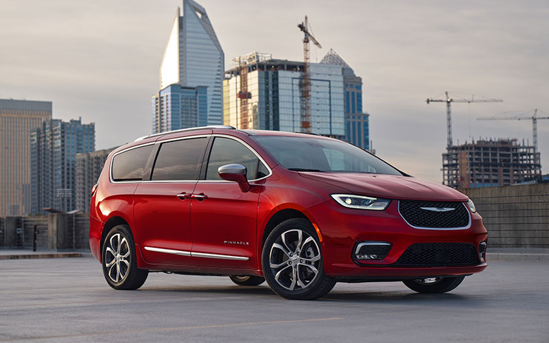 2024 Chrysler Pacifica - media.stellantisnorthamerica.com