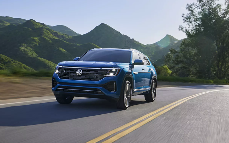 2025 Atlas Cross Sport - vm.com