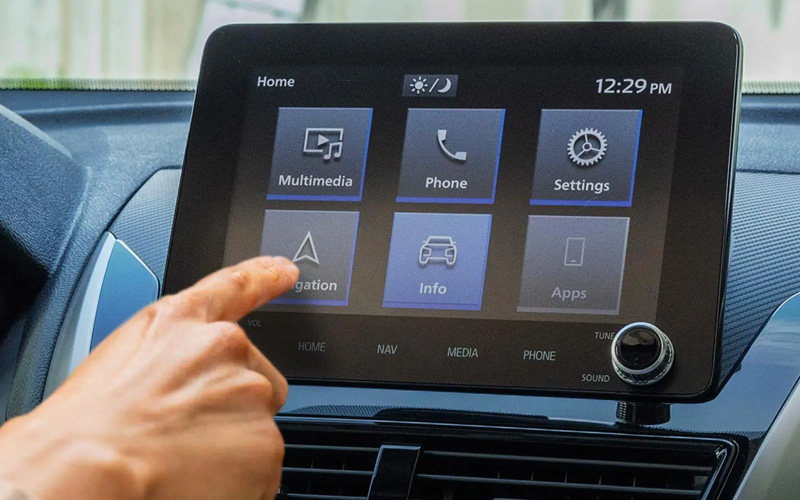 2025 Mitsubishi Eclipse Cross infotainment - mitsubishicars.com
