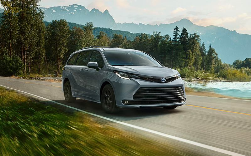 2025 Toyota Sienna - toyota.com