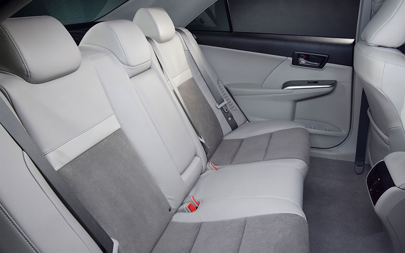 2014 Toyota Camry Hybrid - pressroom.toyota.com
