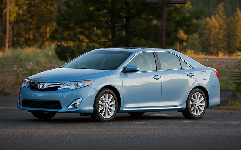 2014 Toyota Camry Hybrid - pressroom.toyota.com