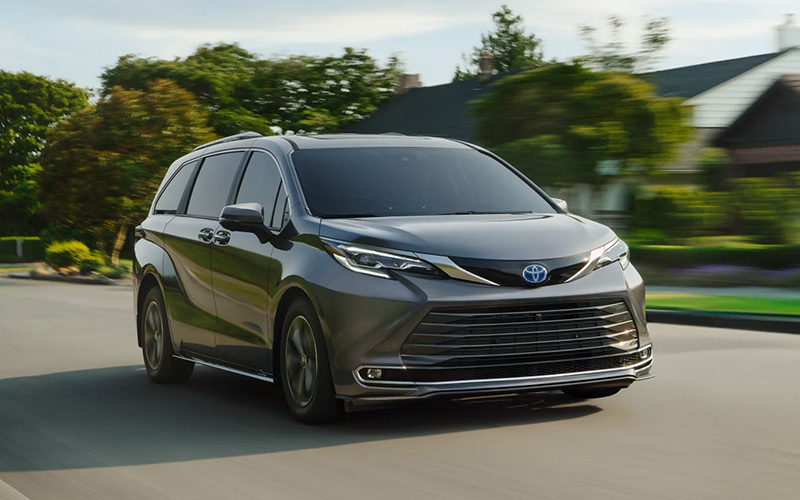 2025 Toyota Sienna Platinum - toyota.com