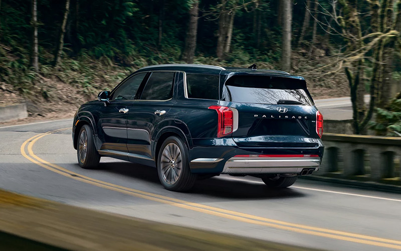 2025 Hyundai Palisade Rear Exterior - hyundaiusa.com