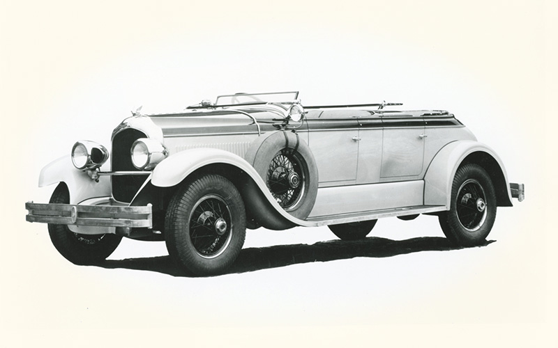 1927 Chrysler Imperial - media.stellantisnorthamerica.com