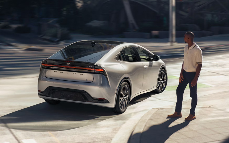 2025 Toyota Prius Passenger - toyota.com