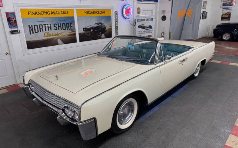 1961 Lincoln Continental