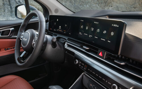 2025 Kia Carnival - kiamedia.com