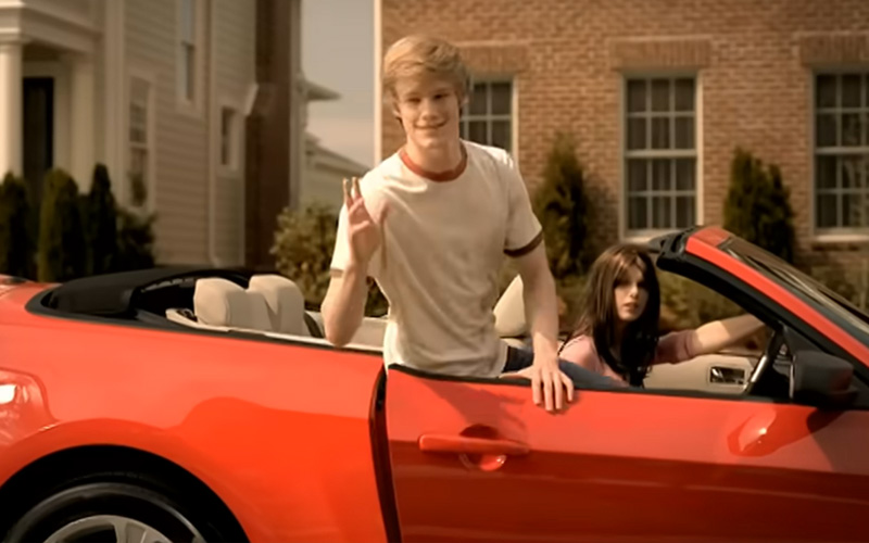 2010_Ford_Mustang_You_Belong_With_Me Red 2010 Ford Mustang