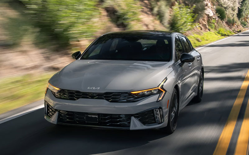 2026_Kia_K5_Exterior2 Silver 2026 Kia K5 Exterior