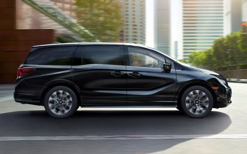 2026 Honda Odyssey Driving 2026 Honda Odyssey Driving