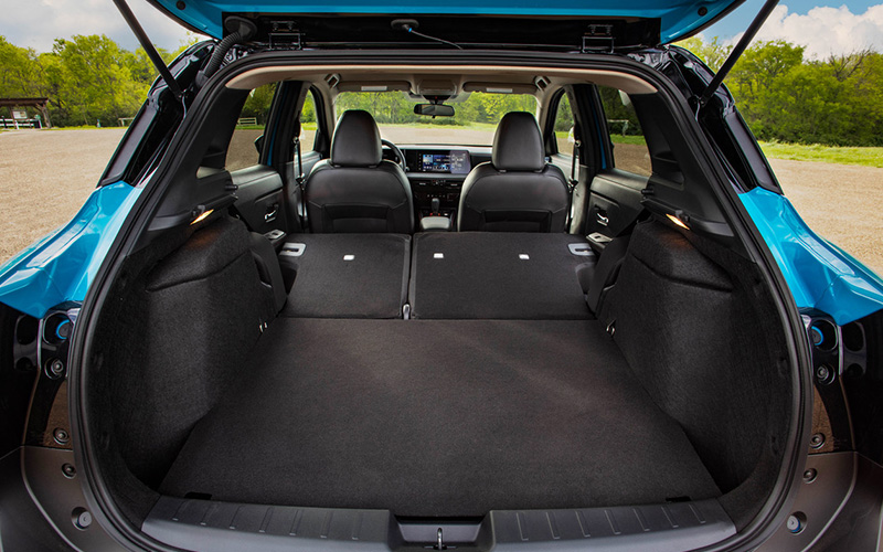 2026 Nissan Kicks cargo space