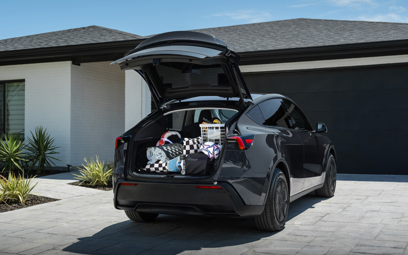 2026 Tesla Model Y Cargo Space 2026 Tesla Model Y cargo space